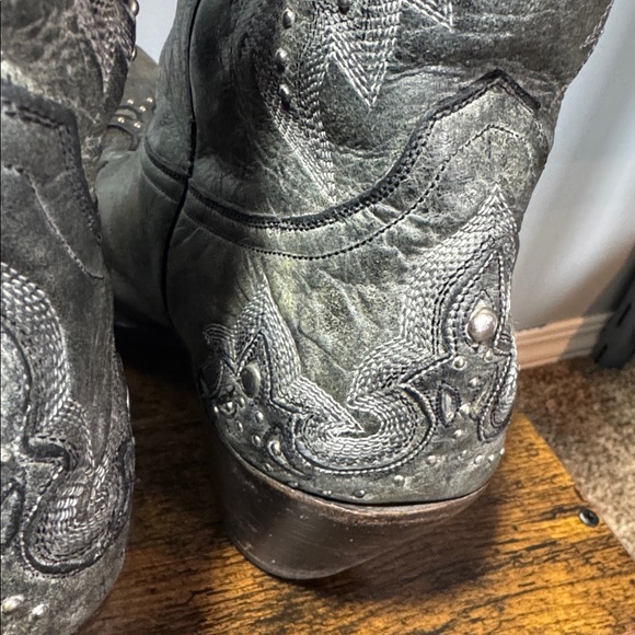 Vintage Corral Cowboy Boots Gray Leather Silver Studs Women's Size 10 - Picture 9 of 16